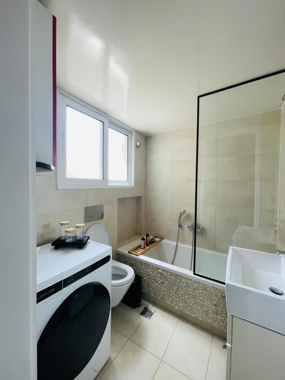 Overview Boutique Apartment Athen Eksteriør bilde